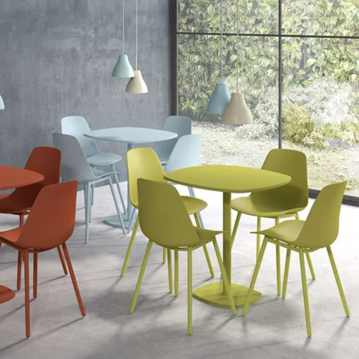 Perfecta Table Pour Petit Espace|Table De Cuisine*Circa Petite table de cuisine carrée aux bords arrondis avec pied central