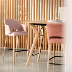 Mobitec Tabouret De Bar (assise +/- 80 Cm)*Lena ® Tabouret de bar en tissu avec accoudoirs et pieds en bois