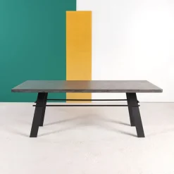 Neoh Table De Salle à Manger*Opale Table design en béton ciré pieds métal made in France