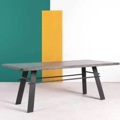 Neoh Table De Salle à Manger*Opale Table design en béton ciré pieds métal made in France