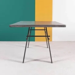 Neoh Table De Salle à Manger*Opale Table design en béton ciré pieds métal made in France