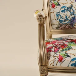 Paget Fauteuil De Salon*Quentin Fauteuil cabriolet Louis 16 fabrication française en tissu et bois massif