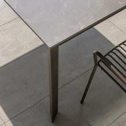 Altacom Table De Jardin*Sirocco Table de jardin moderne en stratifié et métal
