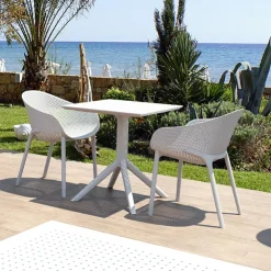 Table De Jardin*Sky Petite table de jardin carrée en résine