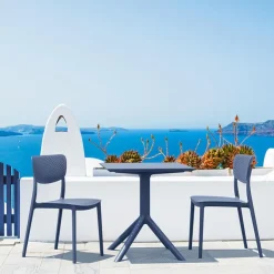 Table De Jardin*Sky Petite table de jardin carrée en résine