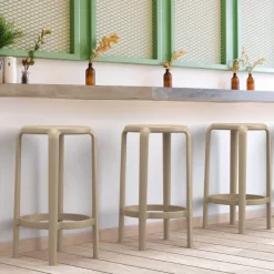 Tabouret Snack (assise +/- 65 Cm)|Tabouret De Bar (assise +/- 80 Cm)*Tom Tabouret snack sans dossier en polypropylène